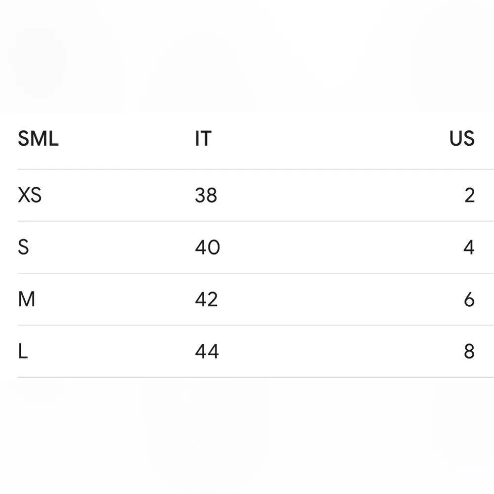 Dolce and Gabbana gold shorts size 38 (US2) - Picture 12 of 12